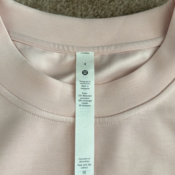 Lululemon Softstreme Perfectly oversized crop crew - Picture 2 of 5